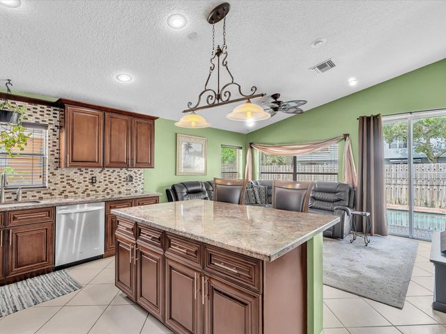 7559 Savannah Lane, Greenacres, FL 33463