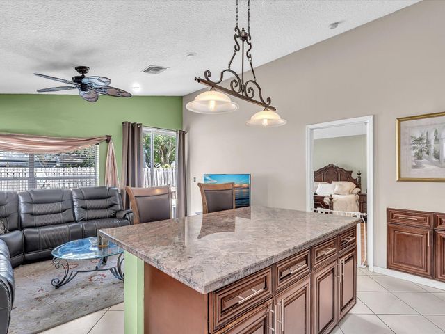 7559 Savannah Lane, Greenacres, FL 33463