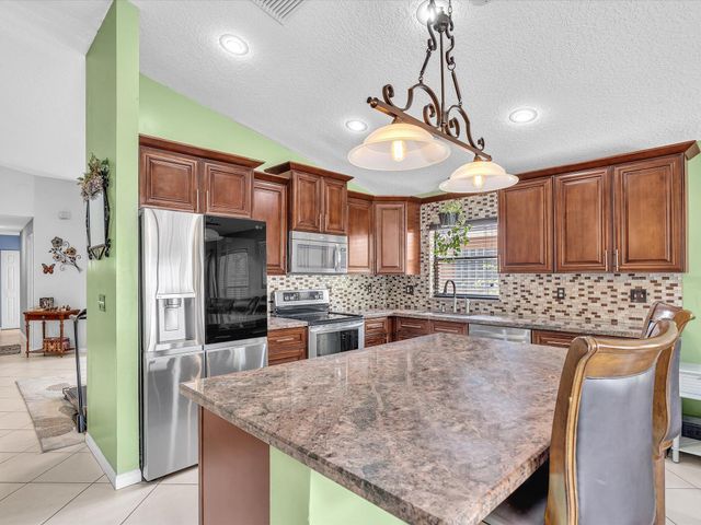 7559 Savannah Lane, Greenacres, FL 33463