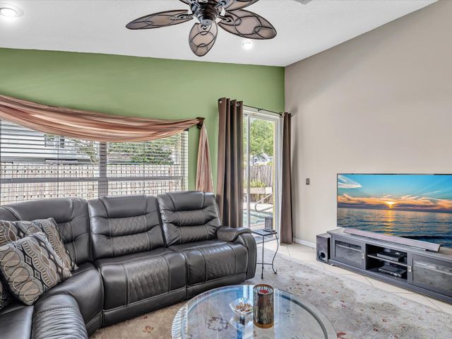 7559 Savannah Lane, Greenacres, FL 33463