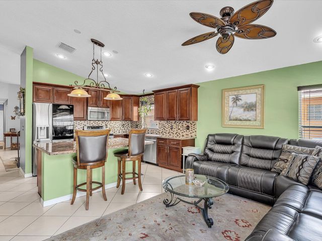 7559 Savannah Lane, Greenacres, FL 33463