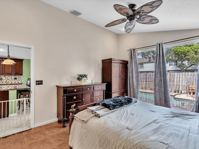 7559 Savannah Lane, Greenacres, FL 33463