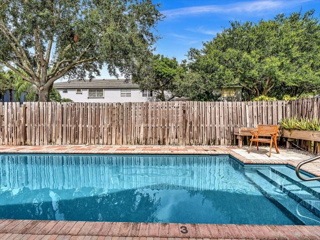 7559 Savannah Lane, Greenacres, FL 33463
