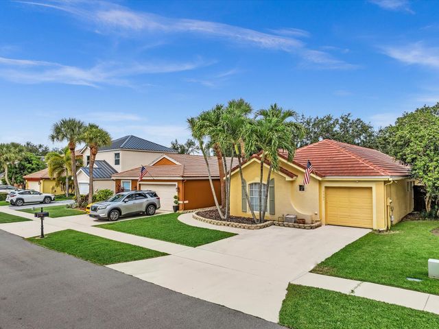 7559 Savannah Lane, Greenacres, FL 33463