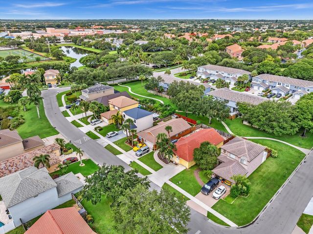 7559 Savannah Lane, Greenacres, FL 33463