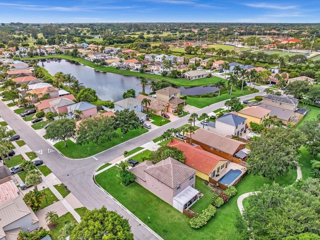 7559 Savannah Lane, Greenacres, FL 33463