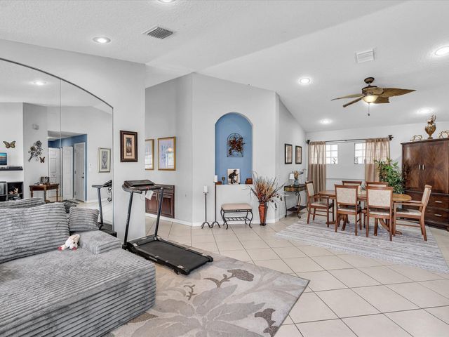 7559 Savannah Lane, Greenacres, FL 33463