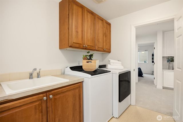 1764 11th Avenue NE, Issaquah, WA 98029