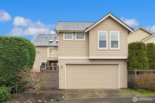 1764 11th Avenue NE, Issaquah, WA 98029