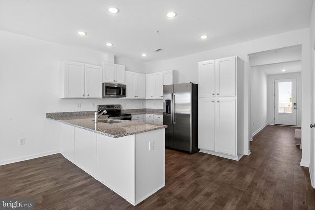 250 CLEMENT LOOP, Salisbury, MD 21804