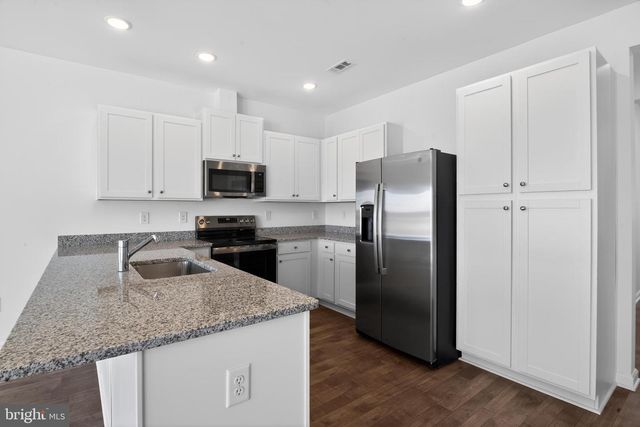 250 CLEMENT LOOP, Salisbury, MD 21804