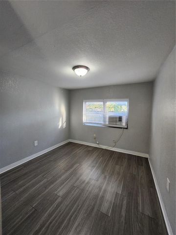 4611 N HUBERT AVENUE 5, Tampa, FL 33614