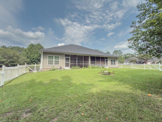 102 Manning Court, Summerville, SC 29485