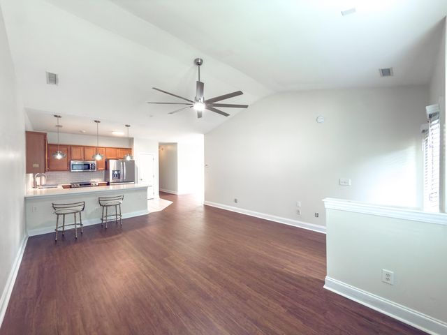 102 Manning Court, Summerville, SC 29485