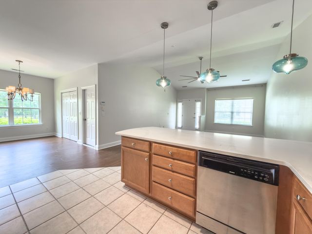 102 Manning Court, Summerville, SC 29485