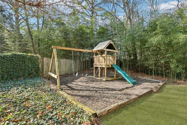 4096 Vinings Mill SE Trail, Smyrna, GA 30080