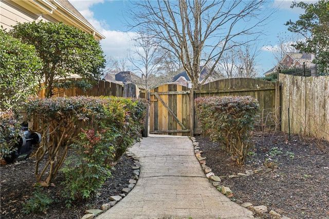 4096 Vinings Mill SE Trail, Smyrna, GA 30080