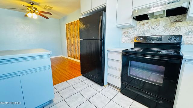 921 N Wild Olive Ave Apt 1, Daytona Beach, FL 32118