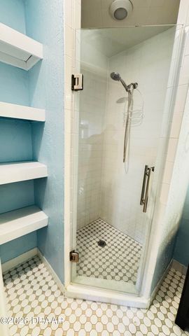 921 N Wild Olive Ave Apt 1, Daytona Beach, FL 32118