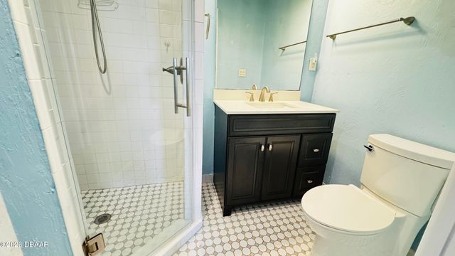 921 N Wild Olive Ave Apt 1, Daytona Beach, FL 32118