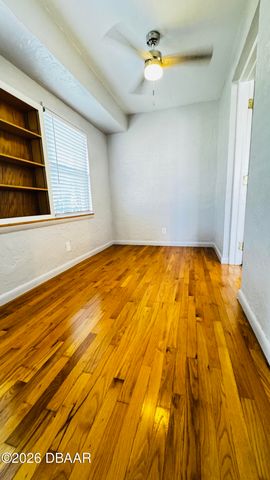 921 N Wild Olive Ave Apt 1, Daytona Beach, FL 32118