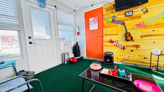 921 N Wild Olive Ave Apt 1, Daytona Beach, FL 32118