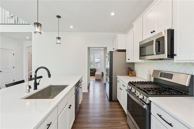 8125 Brewton Bend, Cumming, GA 30107