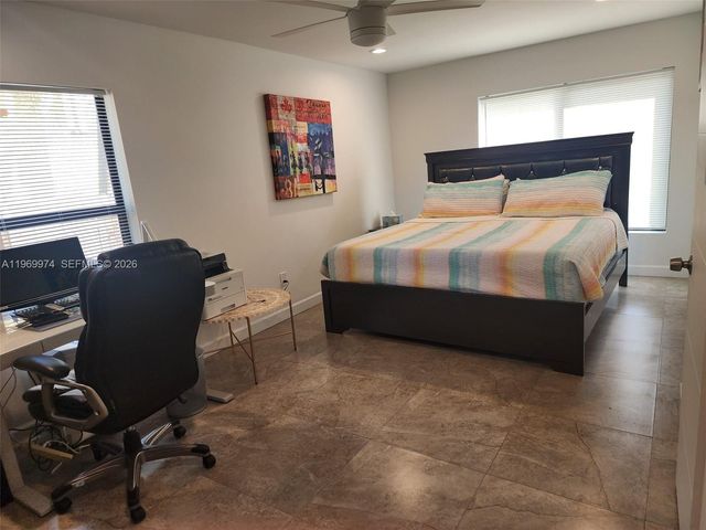 413 SW 10th St, Delray Beach, FL 33444