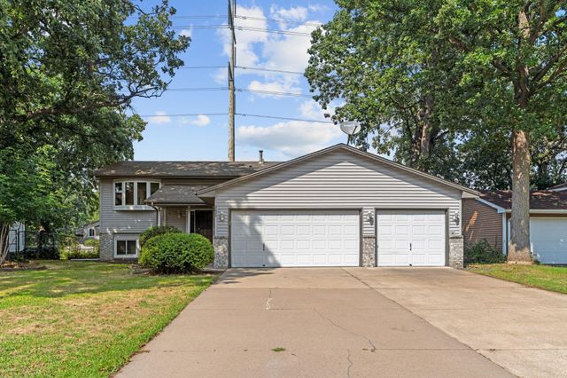 2624 94th Avenue N, Brooklyn Park, MN 55444