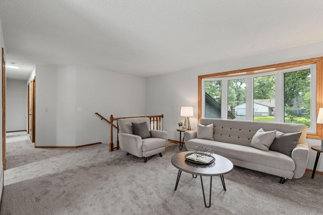 2624 94th Avenue N, Brooklyn Park, MN 55444