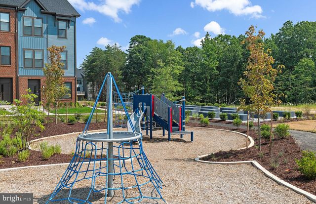 1154 CRESTED WOOD DR, Laurel, MD 20724
