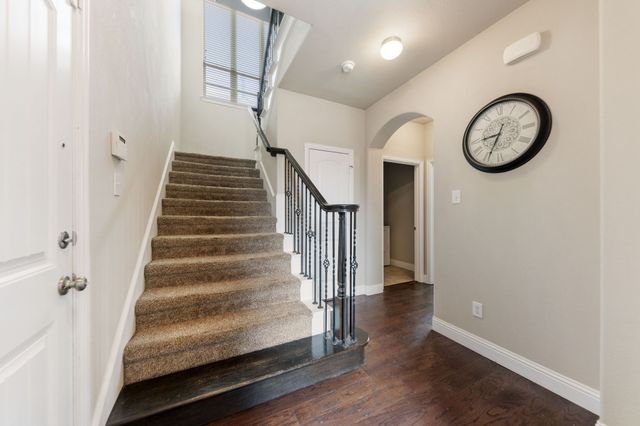 2630 Villa Di Lago 6, Grand Prairie, TX 75054
