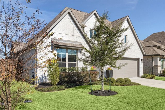 925 Goose Creek Street, Webster, TX 77598