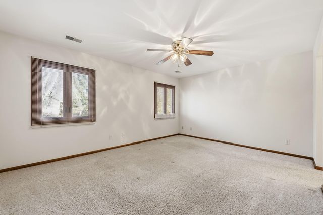 2022 Windsor Court 4, Schererville, IN 46375