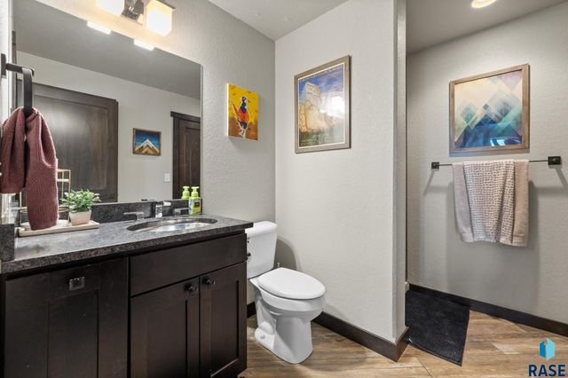 7020 Prestwick Rd Road, Rapid City, SD 57702