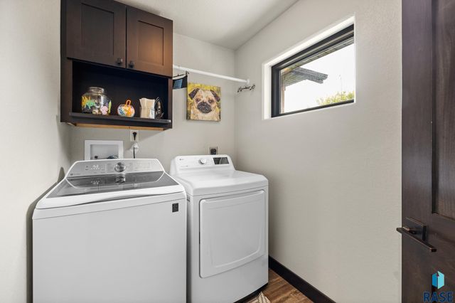 7020 Prestwick Rd Road, Rapid City, SD 57702