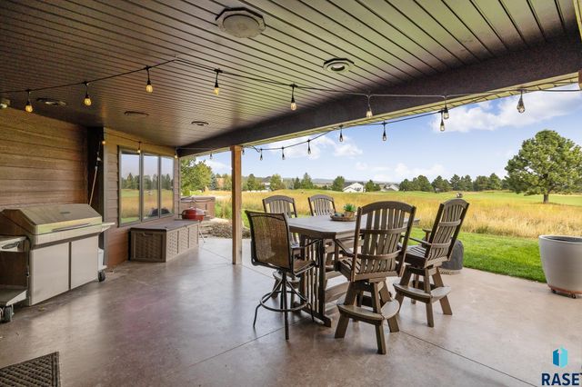 7020 Prestwick Rd Road, Rapid City, SD 57702