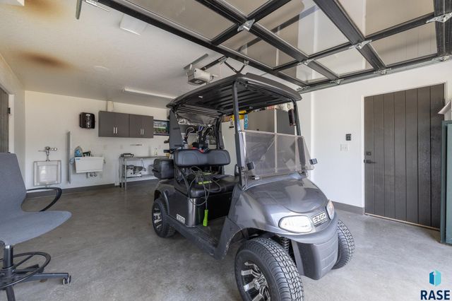 7020 Prestwick Rd Road, Rapid City, SD 57702