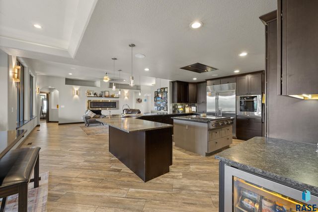 7020 Prestwick Rd Road, Rapid City, SD 57702