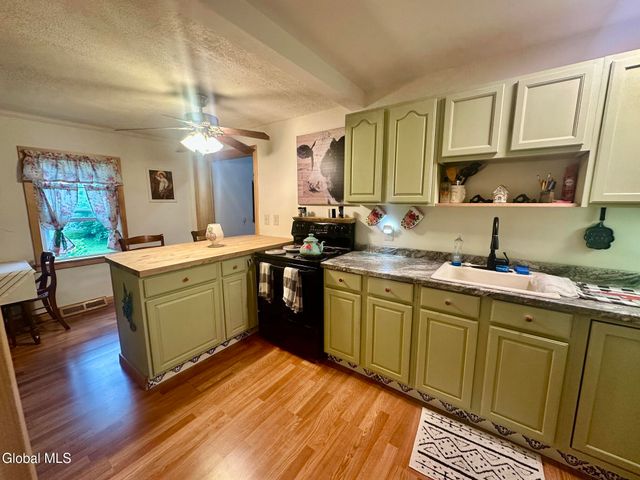 27 Everts Avenue, Glens Falls, NY 12801