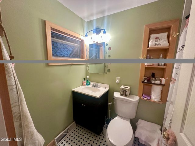 27 Everts Avenue, Glens Falls, NY 12801