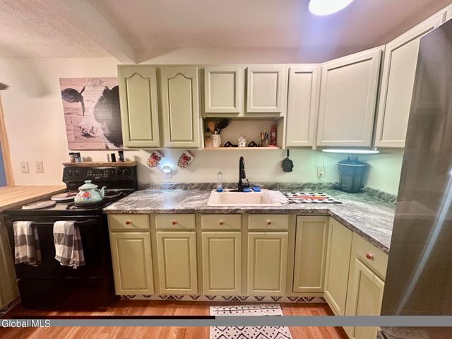 27 Everts Avenue, Glens Falls, NY 12801