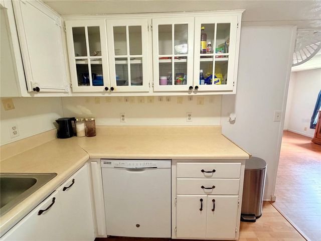 916 51ST AVENUE PLAZA W, Bradenton, FL 34207