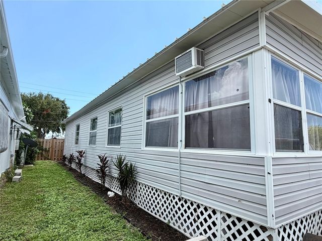 916 51ST AVENUE PLAZA W, Bradenton, FL 34207