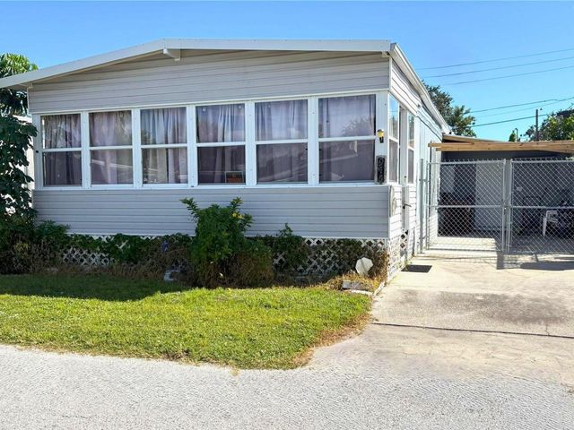 916 51ST AVENUE PLAZA W, Bradenton, FL 34207