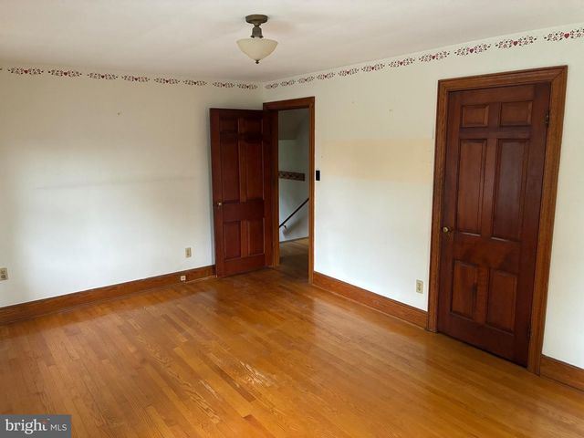 416 S CHURCH ST, Shepherdstown, WV 25443