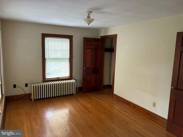 416 S CHURCH ST, Shepherdstown, WV 25443