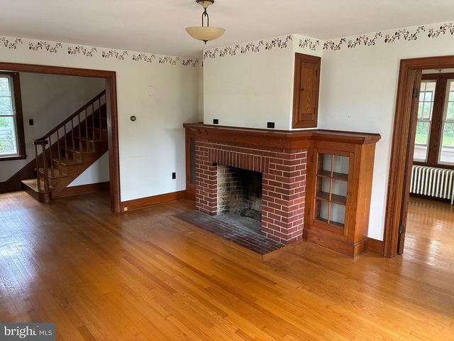 416 S CHURCH ST, Shepherdstown, WV 25443