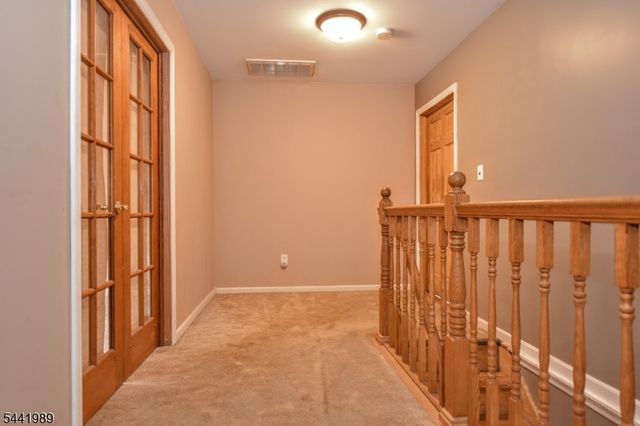 25 Morlot Ave, Fair Lawn Boro, NJ 07410