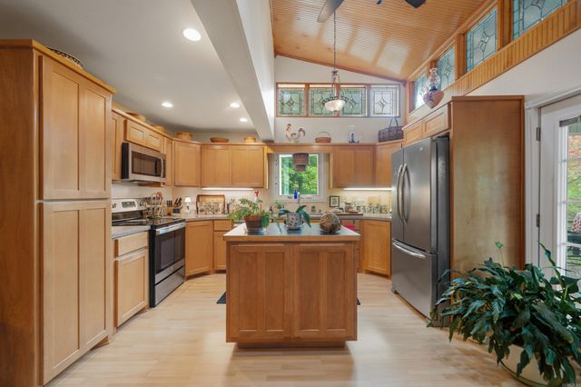 382 Music Mountain Road, Hot Springs, AR 71913